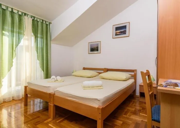 アパート With Parking Space Marina, Trogir - 25135 *