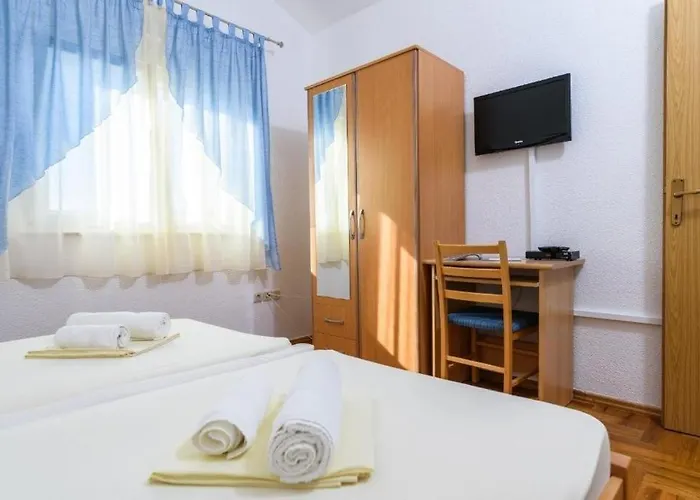 アパート With Parking Space Marina, Trogir - 25135 *